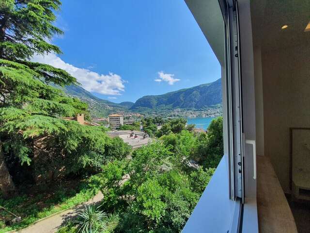 Апартаменты Central Viola lux apartment with sea view Котор-33