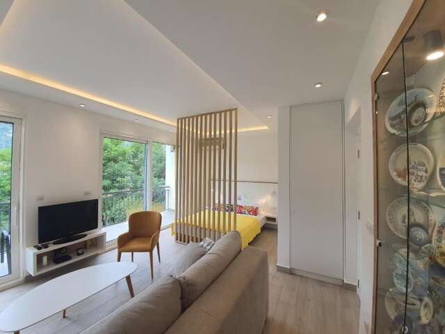 Апартаменты Central Viola lux apartment with sea view Котор-57